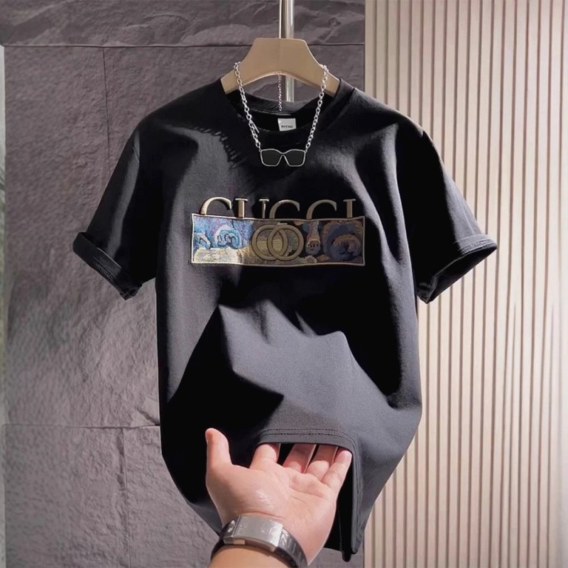 Gucci Black T-Shirt Review: Filling In the Blanks on a $7.31 Crewneck Before It Joins a Haul